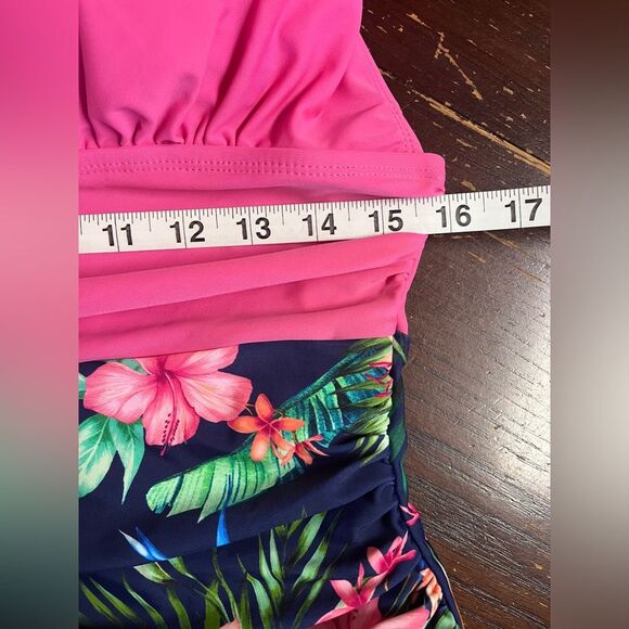 NWT Cupshe Floral One-Piece Swimsuit Halter Tummy Control Sz XL - Picture 3 of 6